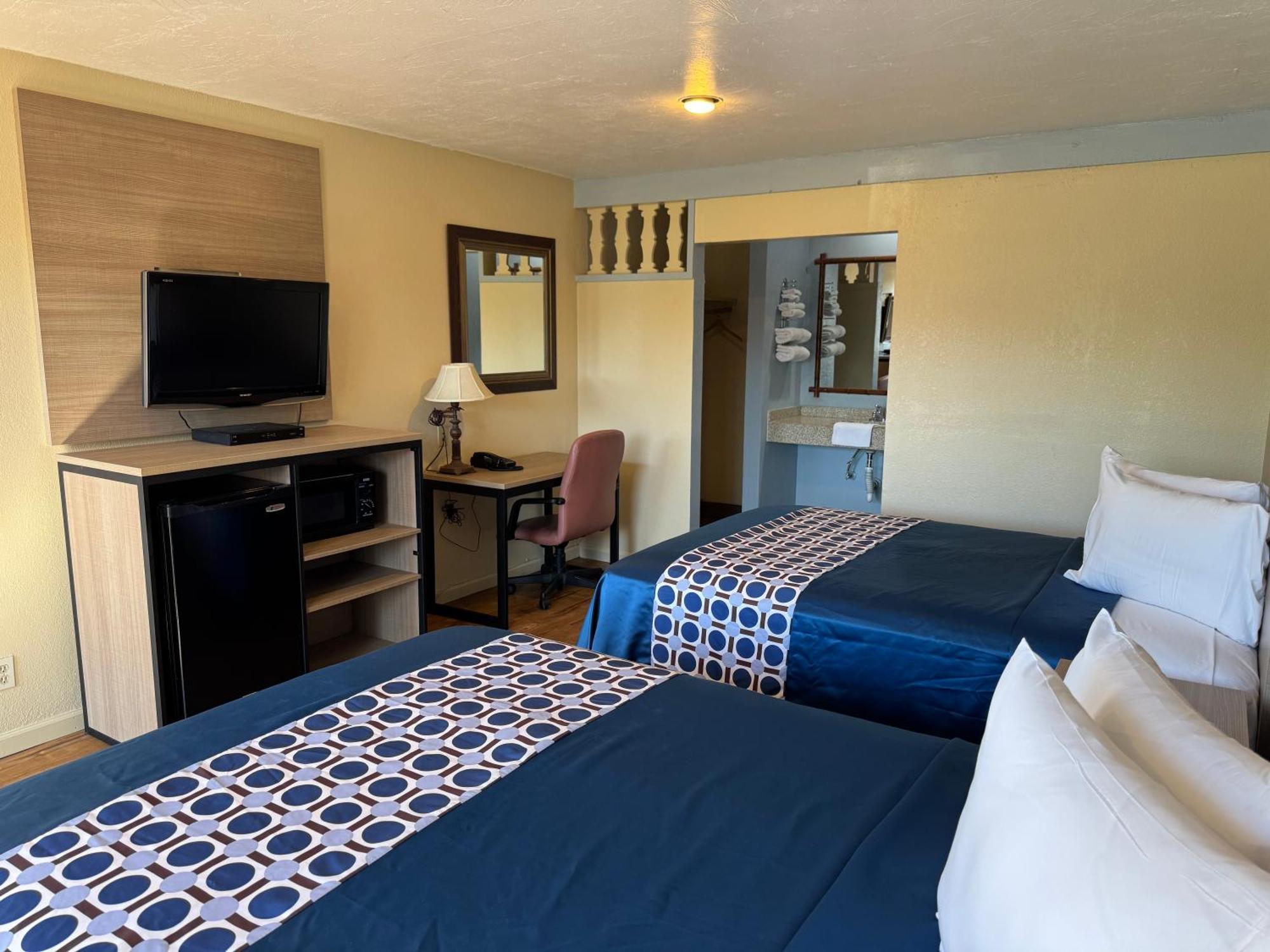 Discovery Inn Modesto Phòng bức ảnh