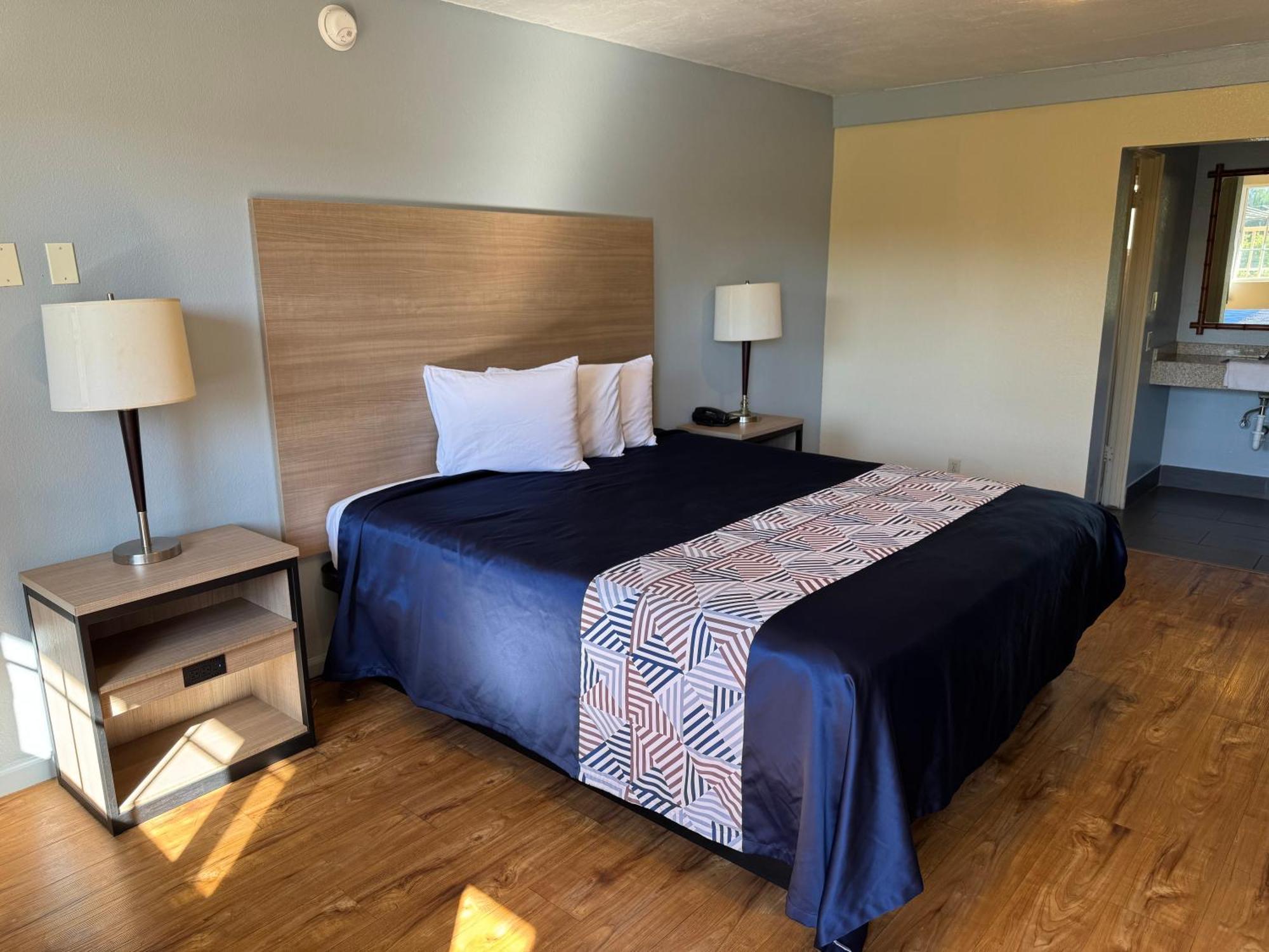Discovery Inn Modesto Ngoại thất bức ảnh